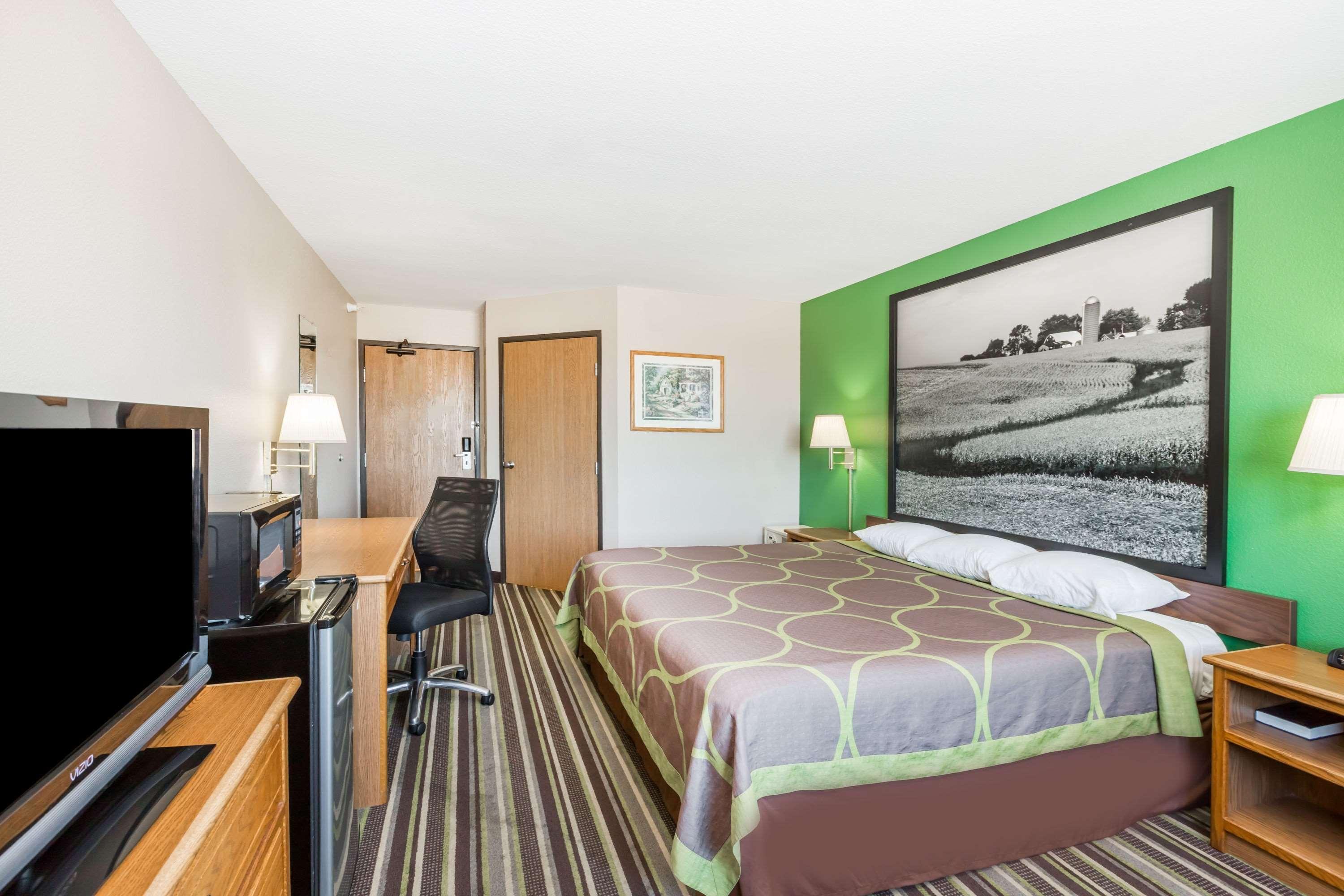 Super 8 By Wyndham Sioux City South Bagian luar foto