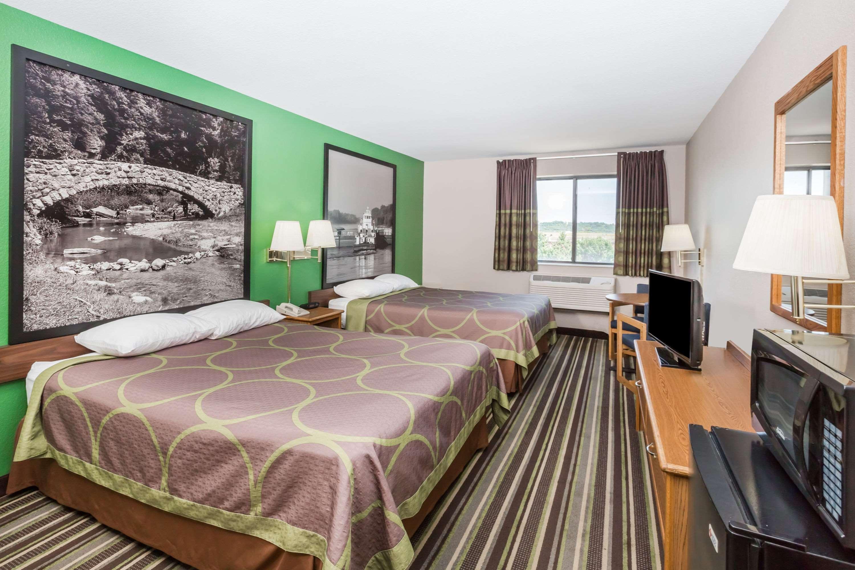 Super 8 By Wyndham Sioux City South Bagian luar foto