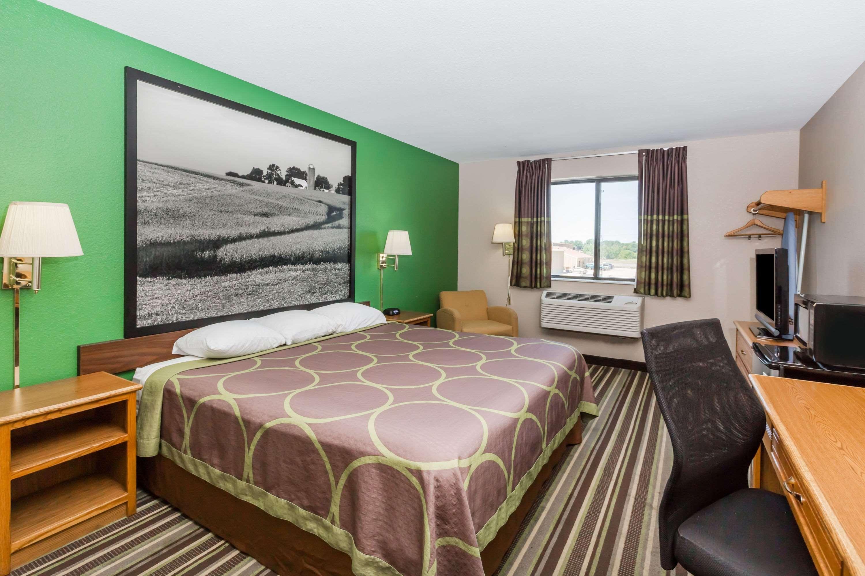 Super 8 By Wyndham Sioux City South Bagian luar foto